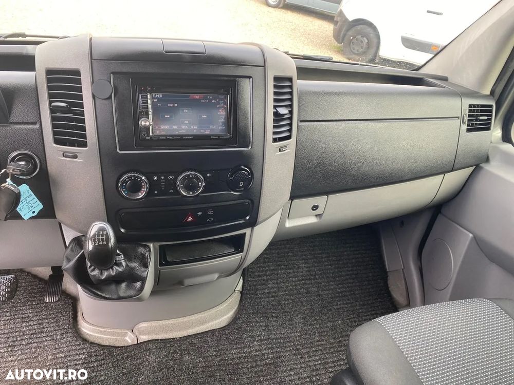 Mercedes-Benz SPRINTER - 16