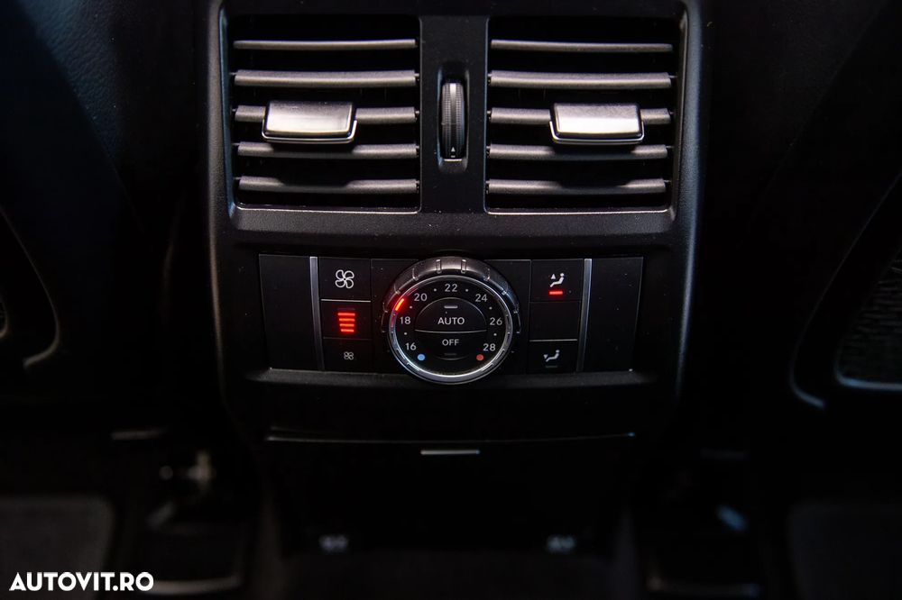 Mercedes-Benz GLS 350 d 4MATIC 9G-TRONIC AMG Line - 36