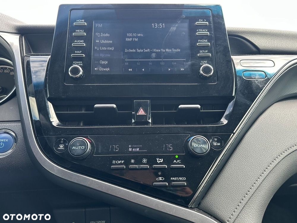 Toyota Camry 2.5 Hybrid Comfort CVT - 20