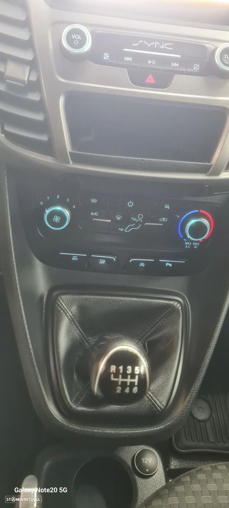 Ford Transit Connect - 14