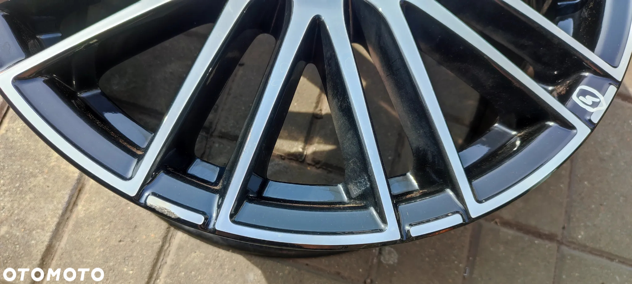 FELGI ALUMINIOWE 5x112 7.5Jx 18 CALI ET40 fi 66.6 2064014900 MERCEDES W205 W206 I INNE KOMPLET 4 SZTUKI - 10