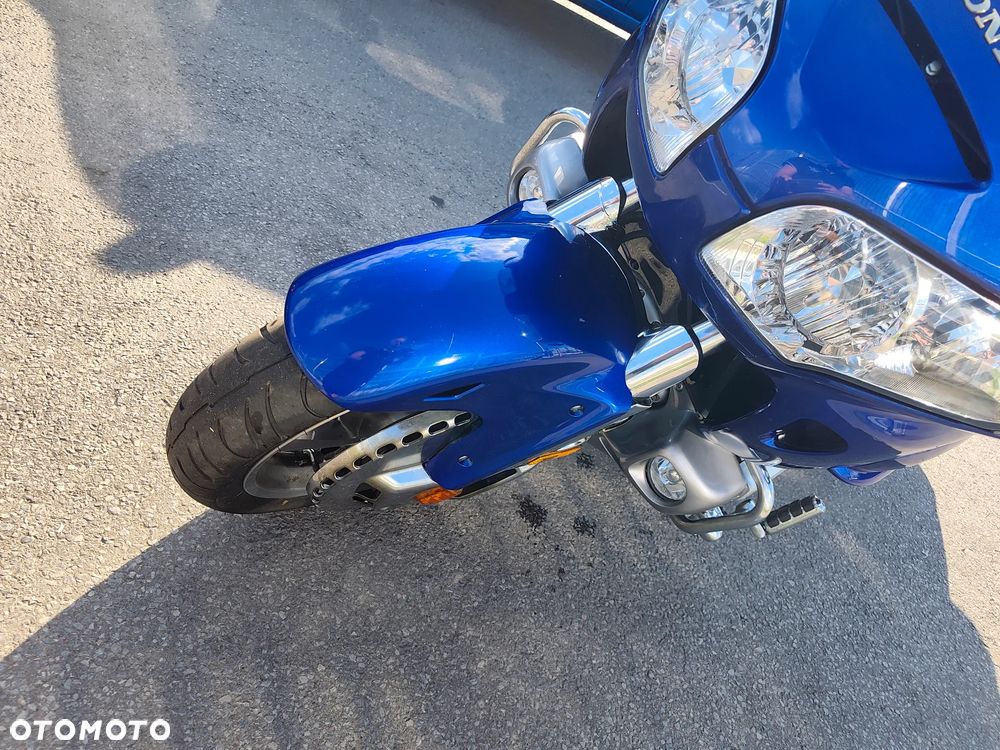 Honda GL - 37