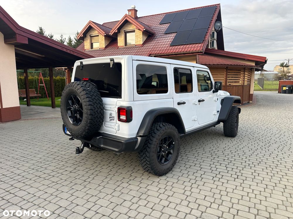 Jeep Wrangler - 5