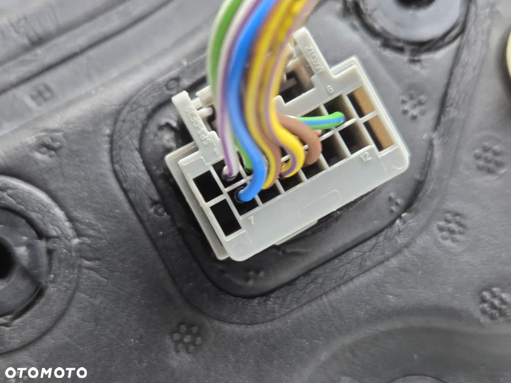 LUSTERKO PRAWE 8 PIN EUROPA FORD FOCUS MK4 IV - 11
