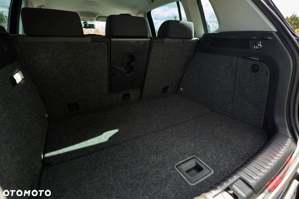 Volkswagen Tiguan - 33