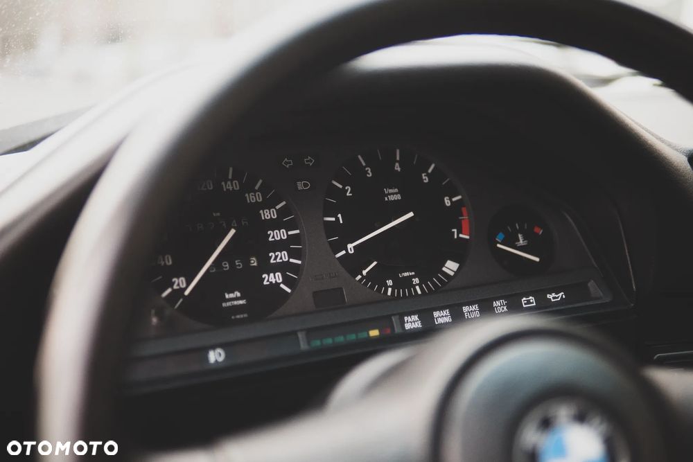 BMW Seria 3 - 17