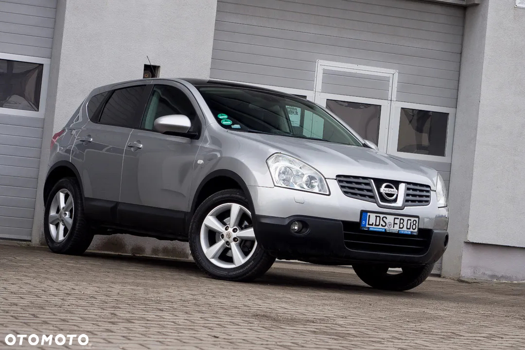 Nissan Qashqai 2.0 4x4 Tekna - 2