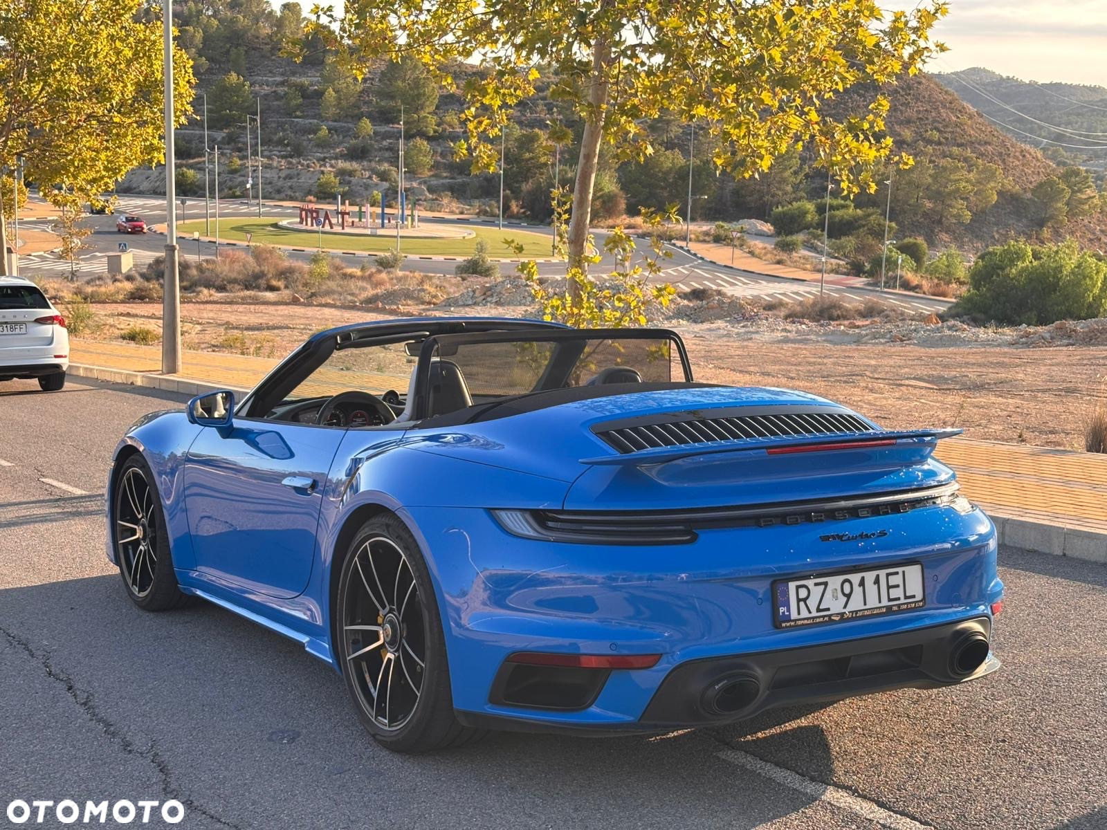 Porsche 911 Carrera Turbo S Cabrio - 17