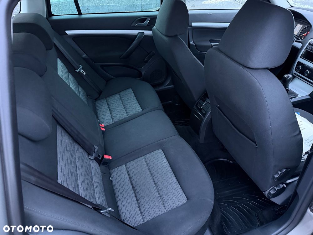 Skoda Octavia 1.4 TSI IMPULS EDITION - 8