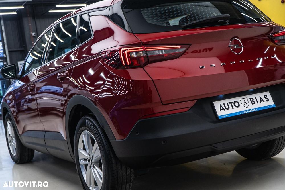 Opel Grandland X 1.2 Turbo START/STOP AT8 Business Edition - 32