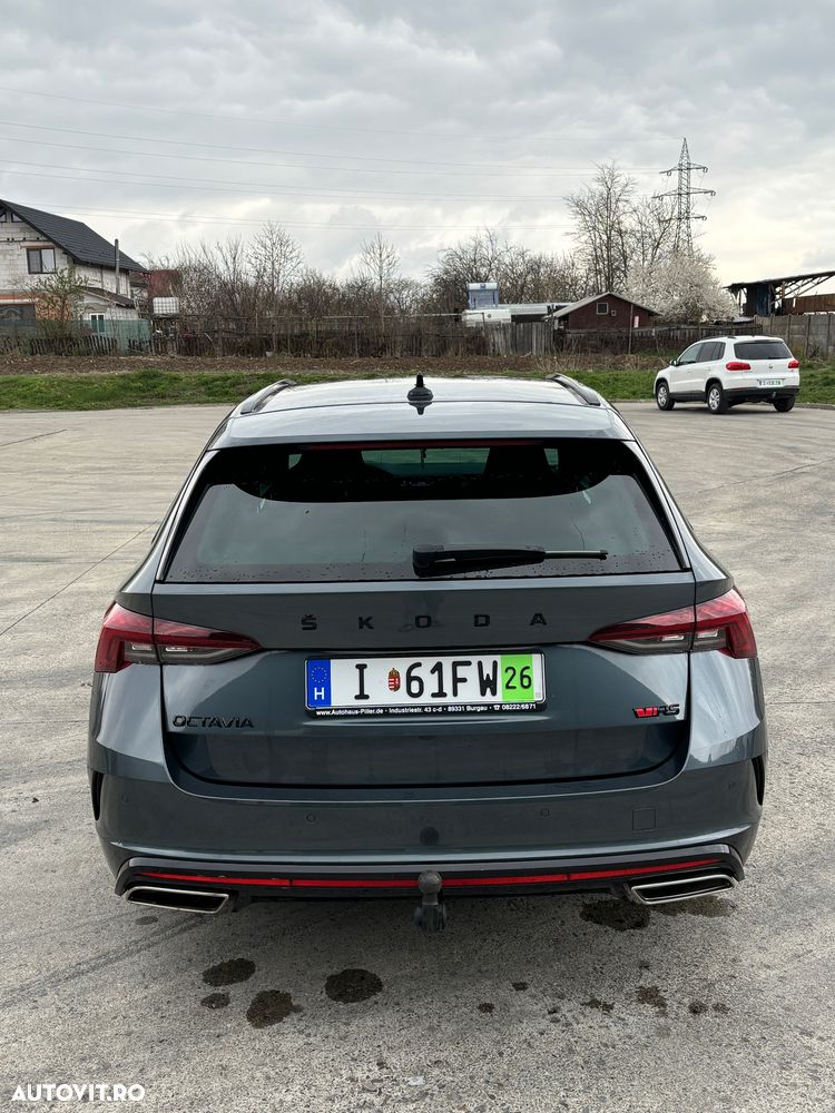 Skoda Octavia 2.0 TDI DSG 4X4 RS Plus - 6