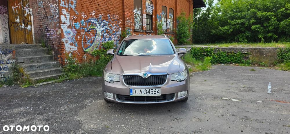 Skoda Superb 2.0 TDI Comfort - 20
