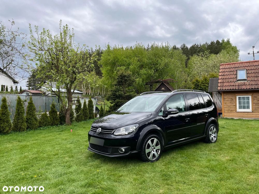 Volkswagen Touran 2.0 TDI DPF Comfortline - 2