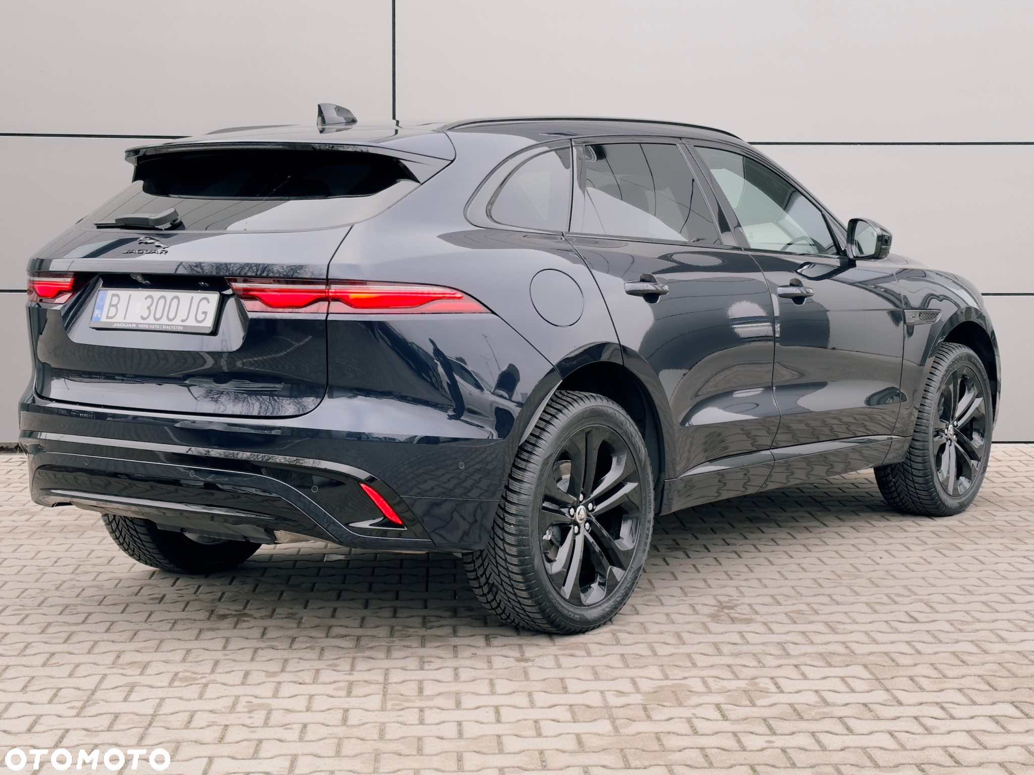 Jaguar F-Pace - 6