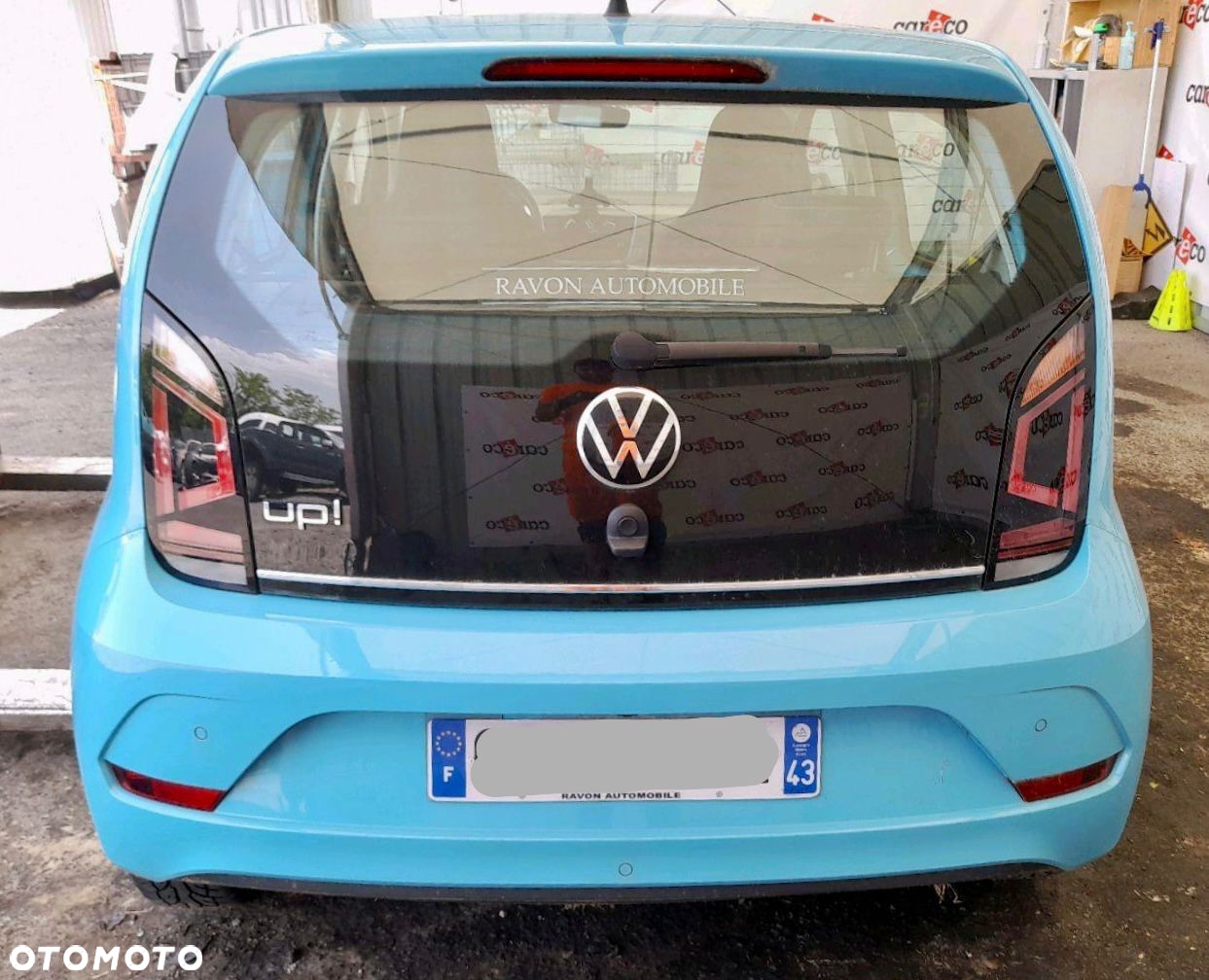 Volkswagen up! Active - 11