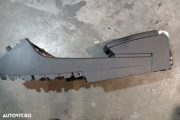 Cotiera 3C0863319AR 3C0861207Q 3C0863319AR 3C0861207Q Volkswagen VW P - 3