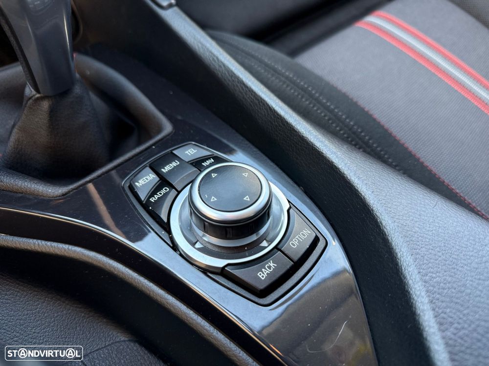 BMW X1 16 d sDrive - 18