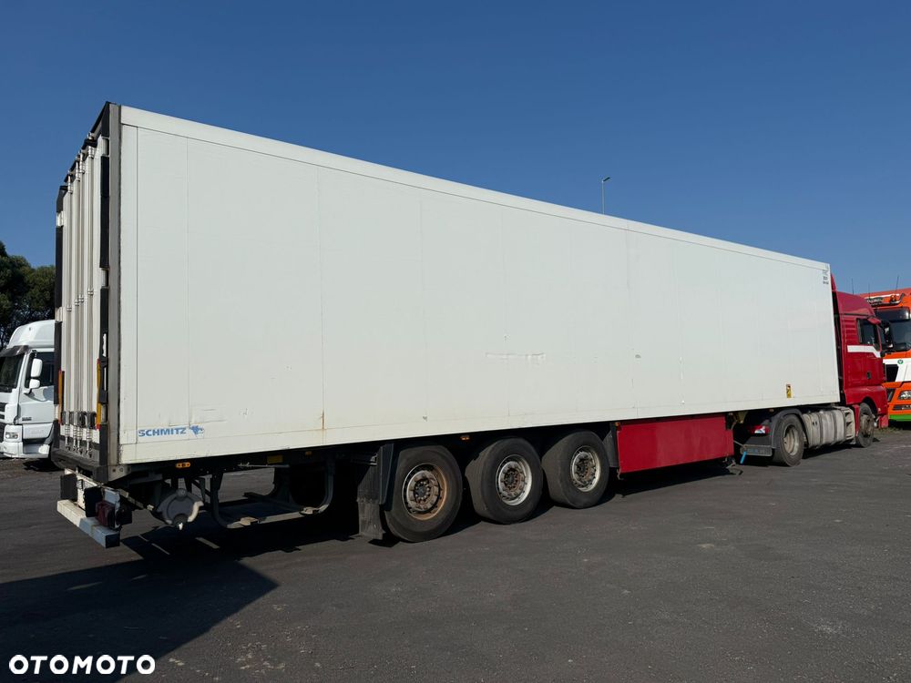 Schmitz Cargobull - 3