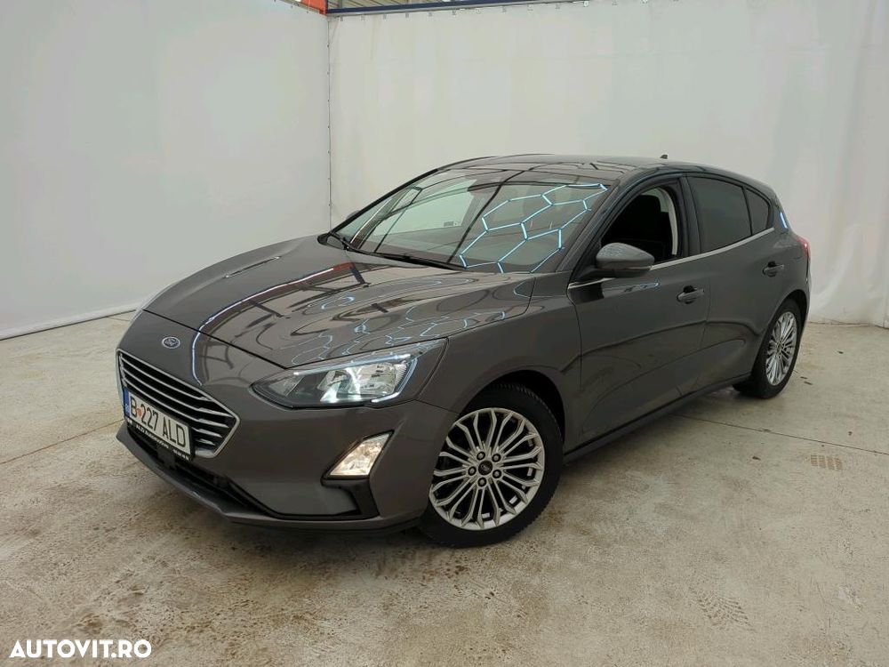 Ford Focus 1.0 EcoBoost Titanium - 1
