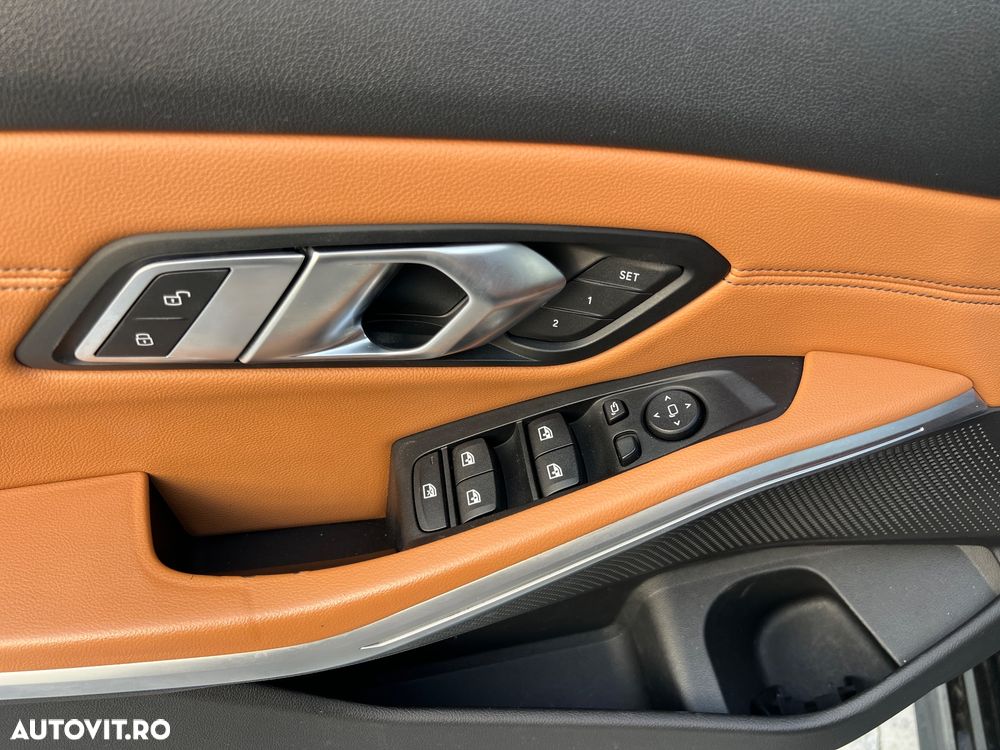BMW Seria 3 320d Aut. Luxury Line - 21