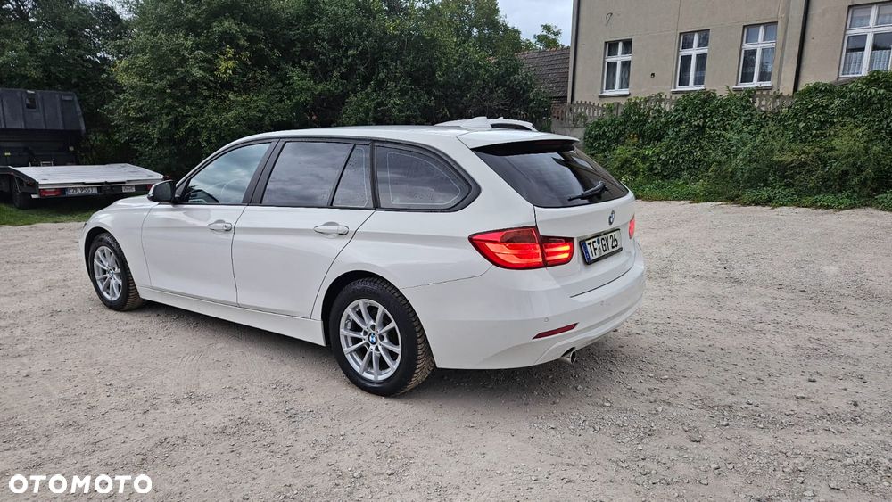 BMW Seria 3 - 22