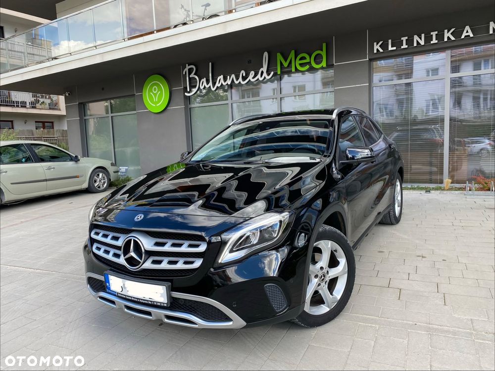 Mercedes-Benz GLA 200 7G-DCT Urban - 28