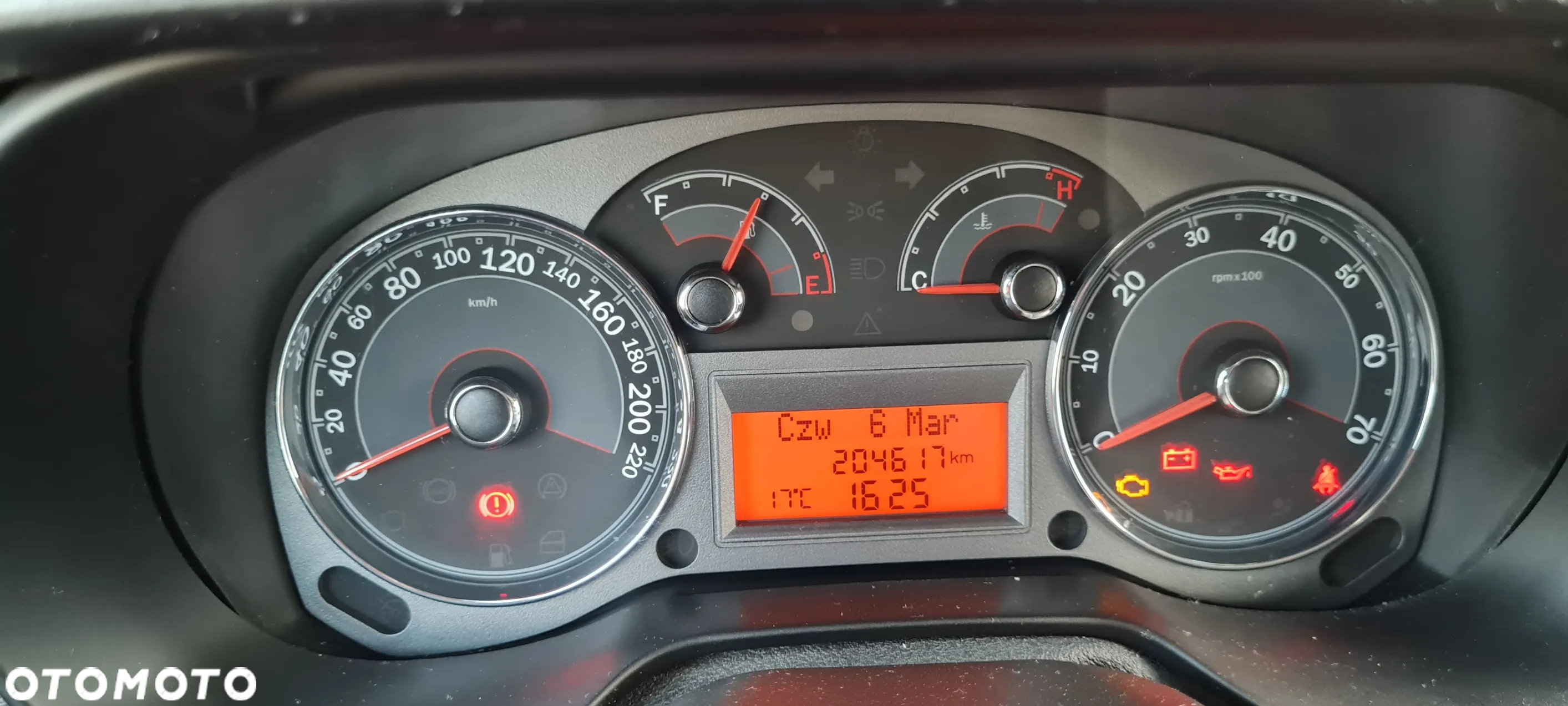 Fiat Linea 1.6 MJ 16V Dynamic - 12