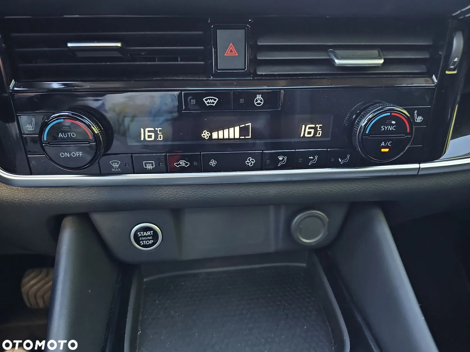 Nissan Qashqai - 27