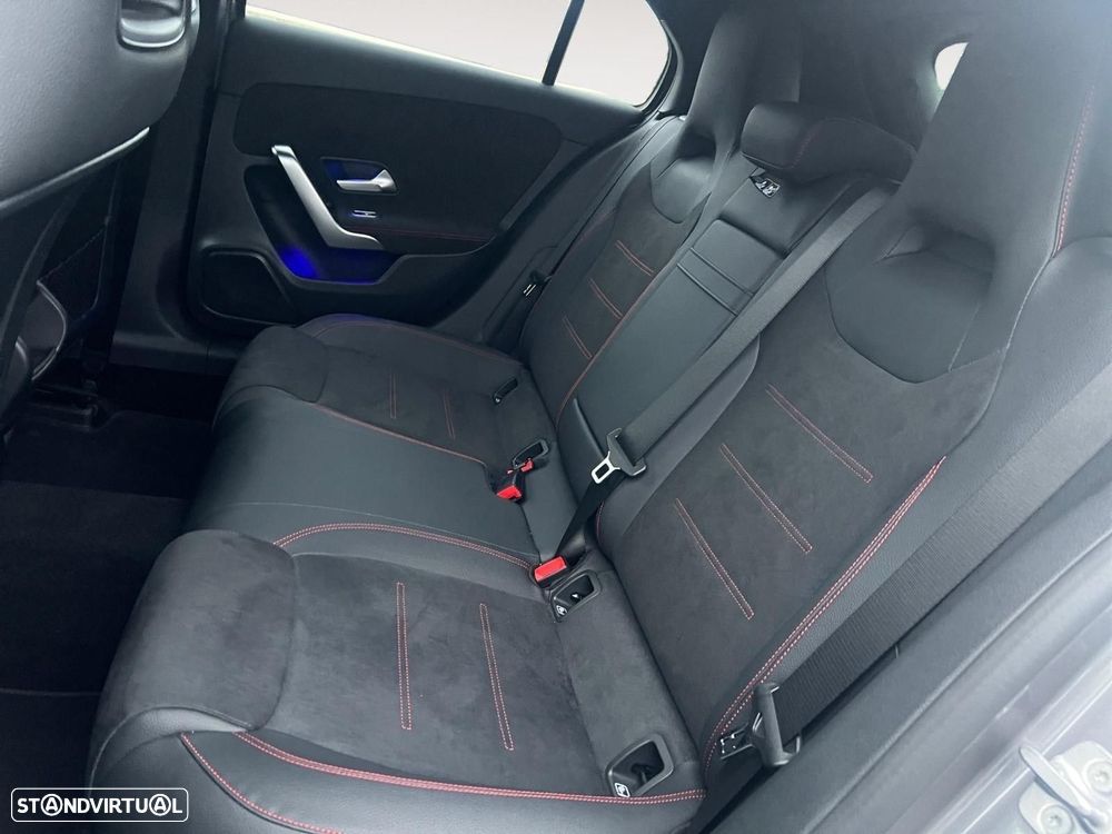 Mercedes-Benz A 250 - 13