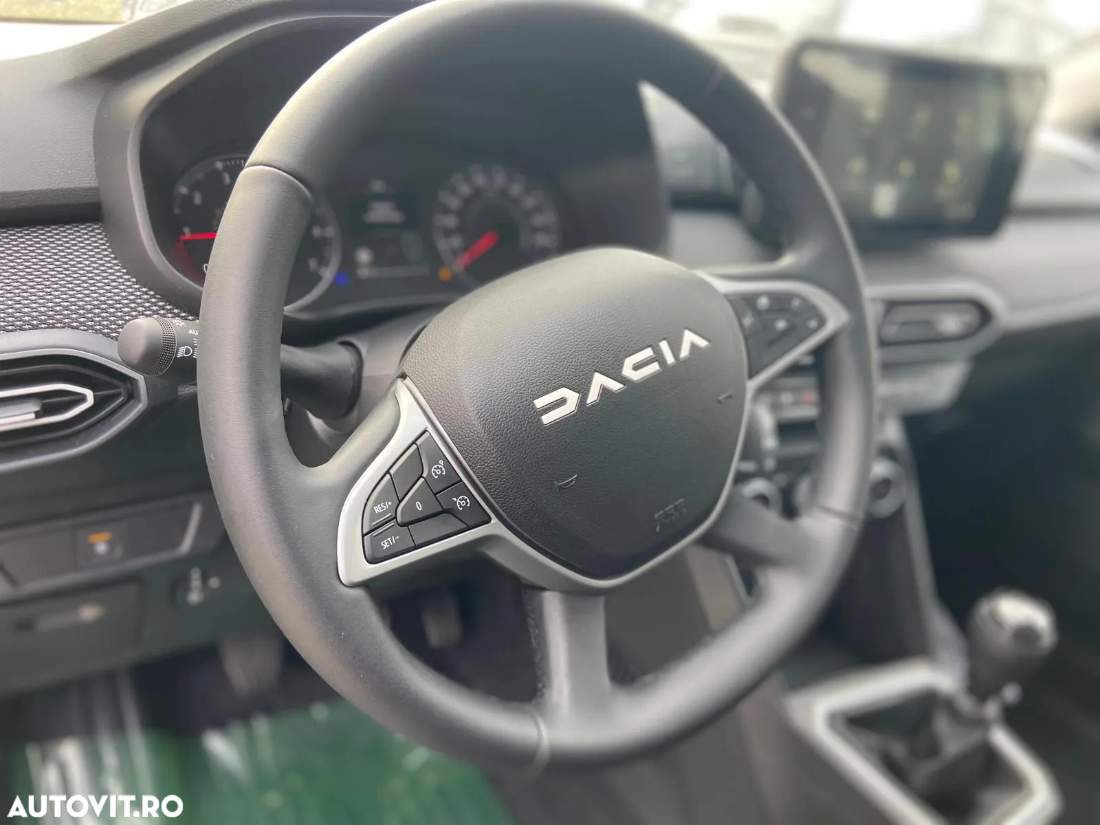 Dacia Logan TCe 90 MT6 XX - 15