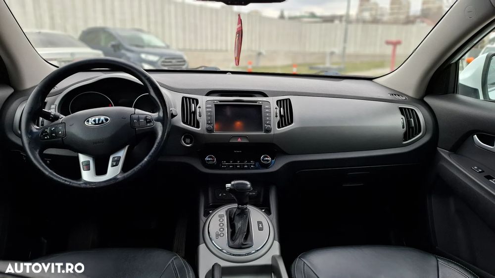 Kia Sportage 2,0 CRDI AWD Aut. Platinum - 11