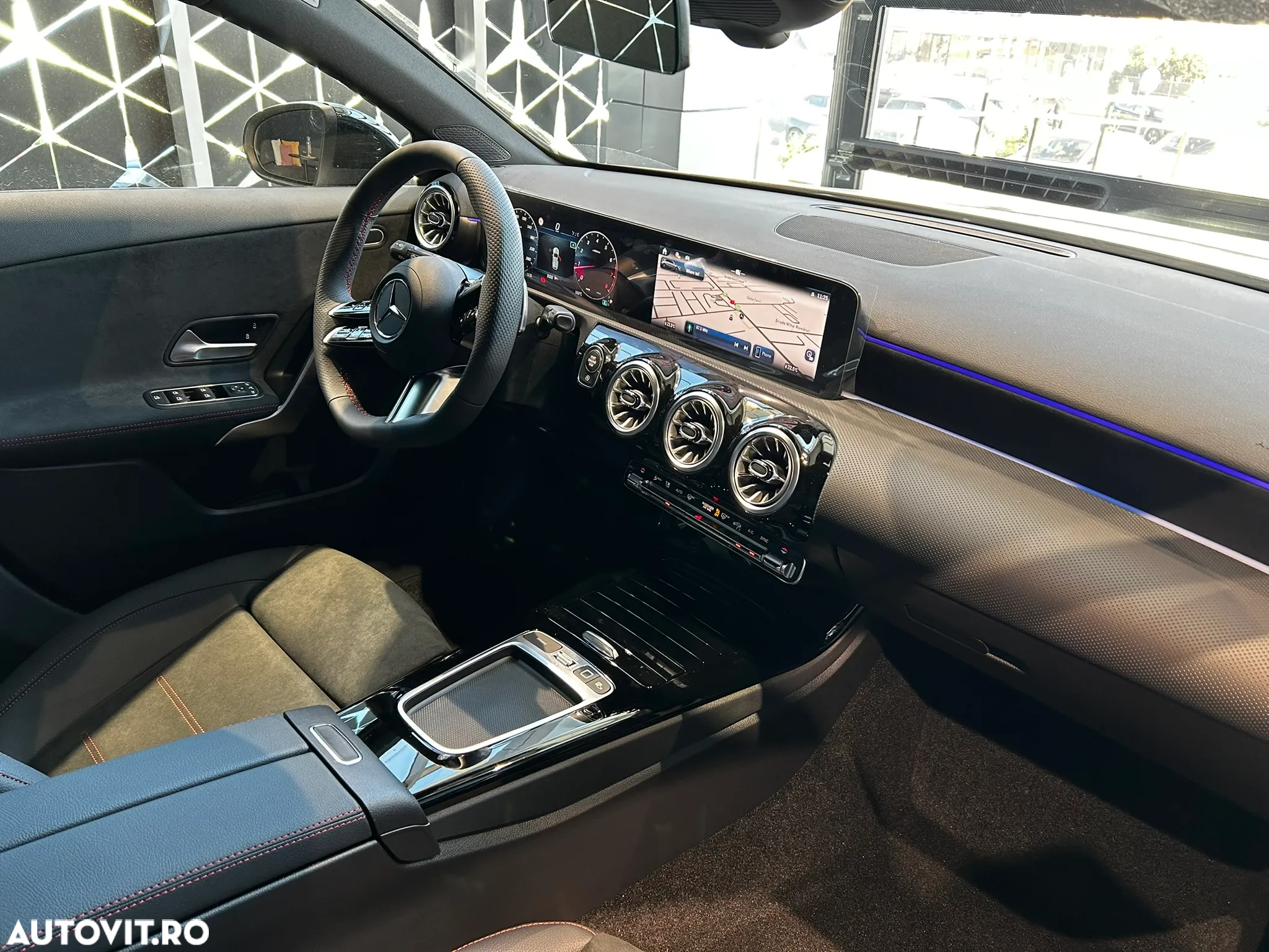 Mercedes-Benz A 220 4Matic 7G-DCT AMG Line - 9