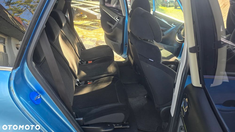 Citroën C4 Picasso 2.0 HDi FAP EGS6 Exclusive - 26