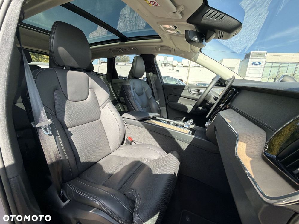 Volvo XC 60 - 11