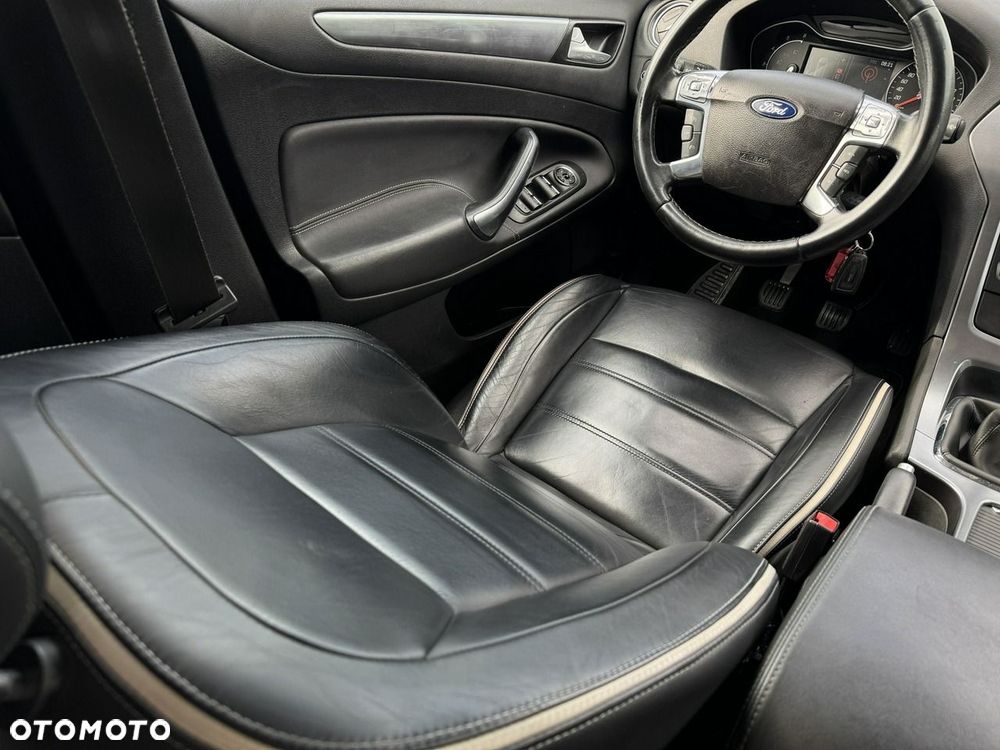Ford Mondeo 2.0 TDCi Titanium X - 19