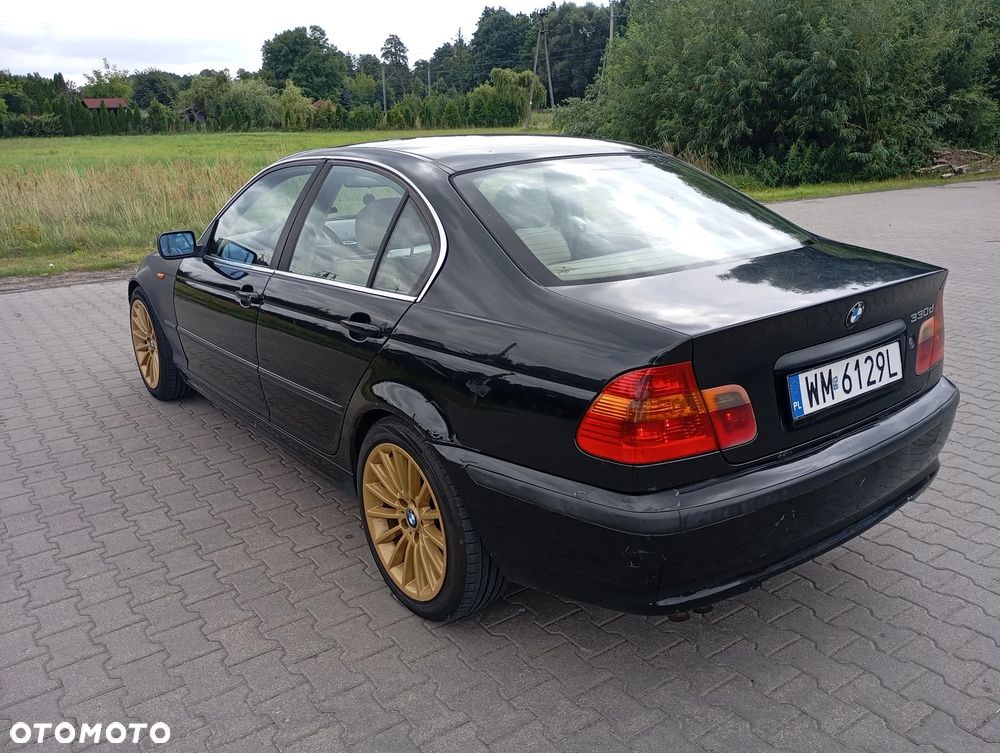 BMW Seria 3 330d - 3