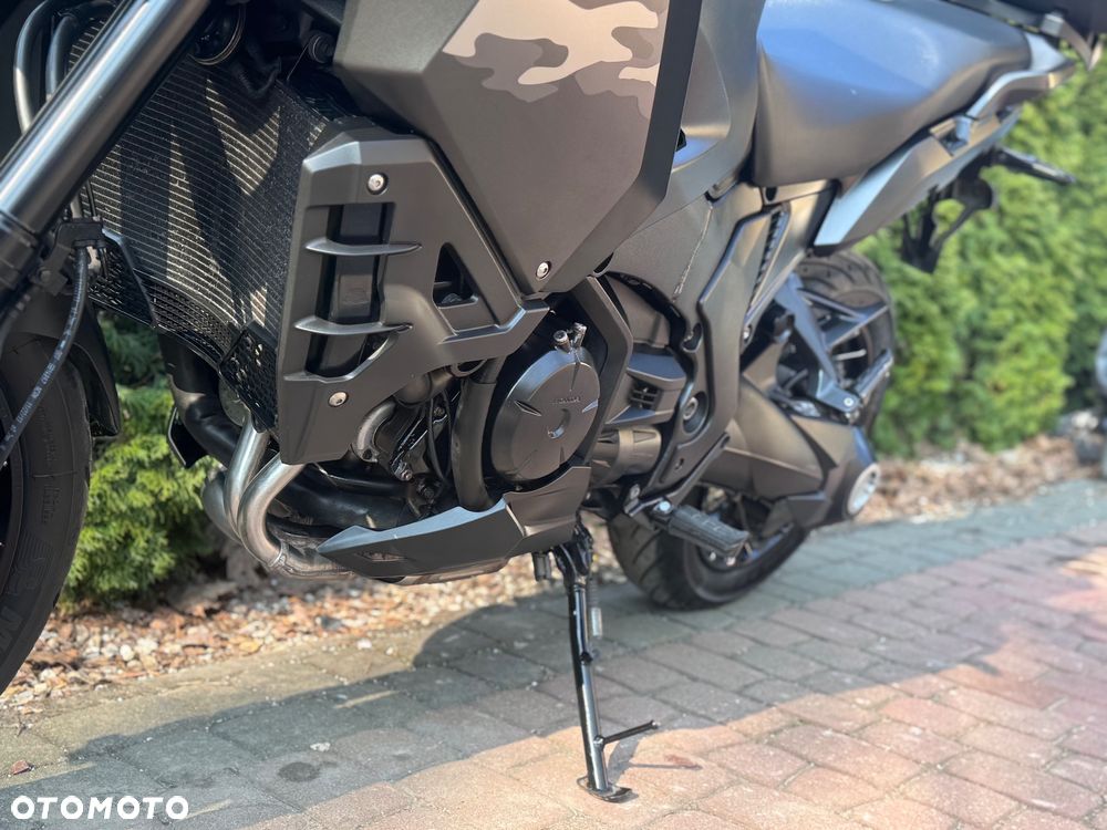 Honda VFR - 19