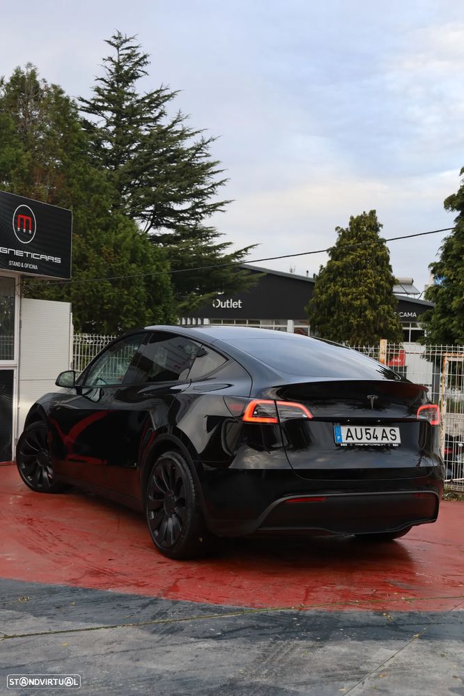 Tesla Model Y Performance Tração Integral - 33