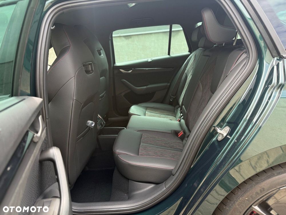 Skoda Octavia 2.0 TSI RS DSG - 12