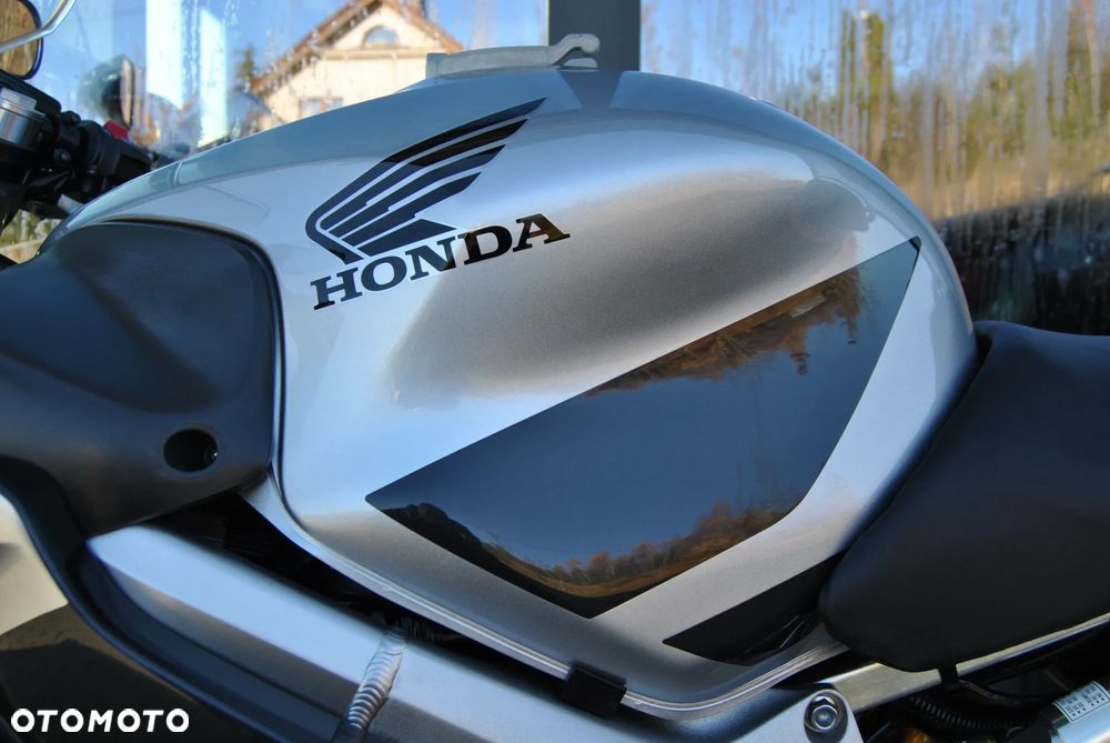 Honda CBR - 28