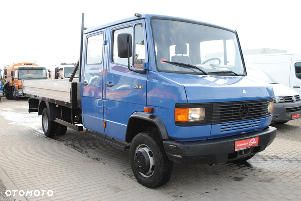 Mercedes-Benz 711D Doka