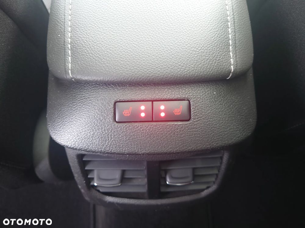 Ford Mondeo 1.6 TDCi Platinium X Plus (Titanium) - 22