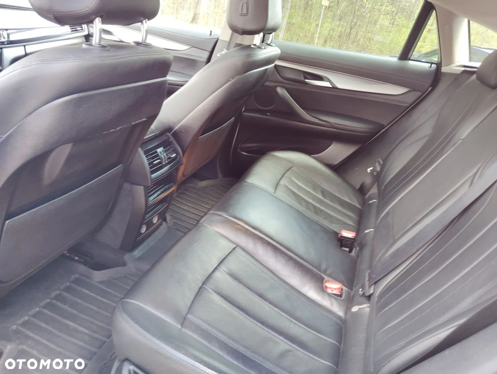 BMW X6 xDrive30d - 10
