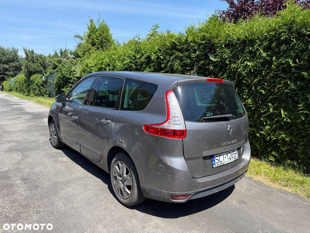 Renault Grand Scenic - 2