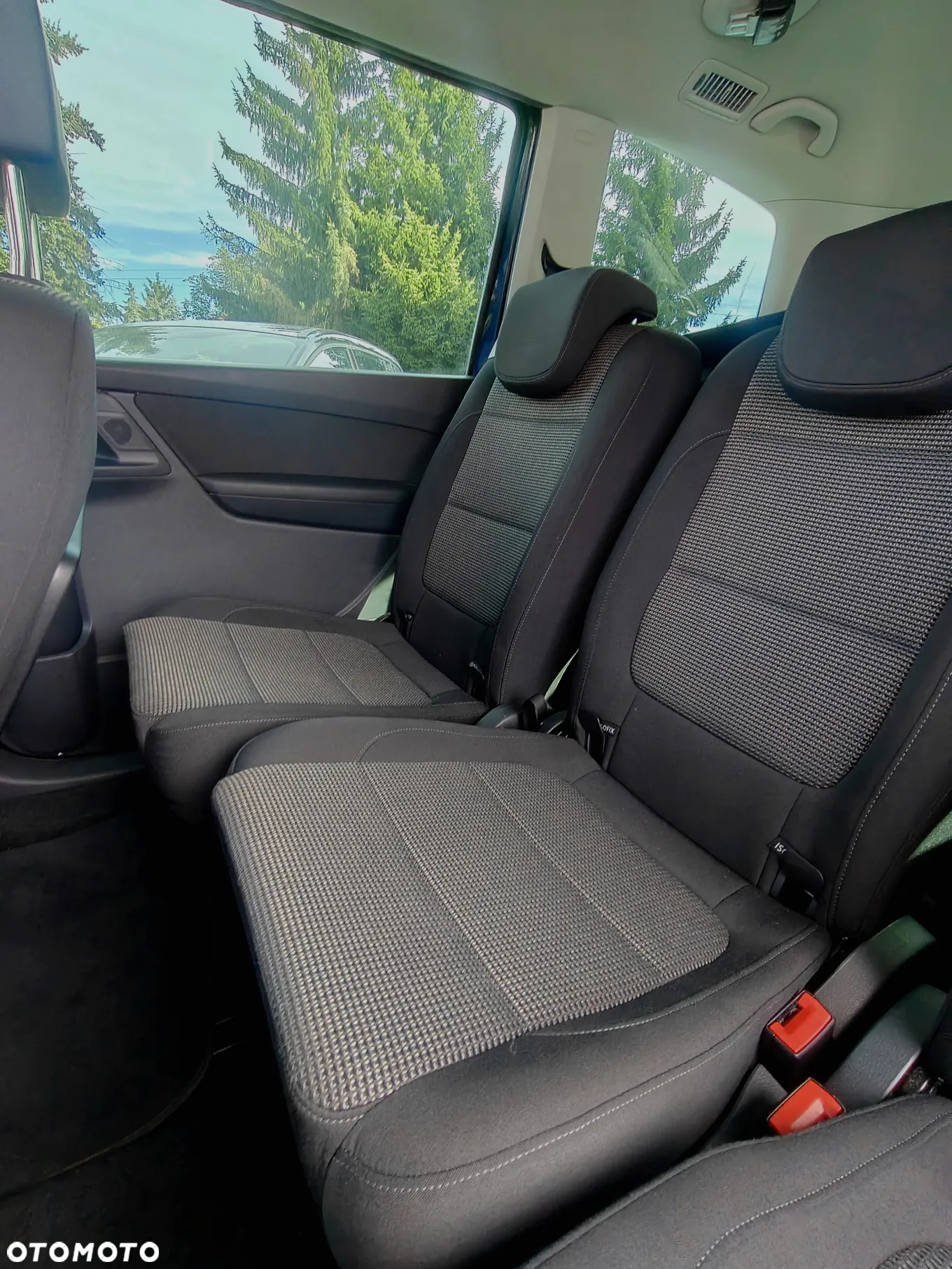 Volkswagen Sharan 2.0 TDI Trendline DSG - 22