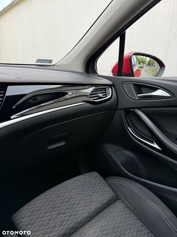 Opel Astra 1.4 T Elite - 24