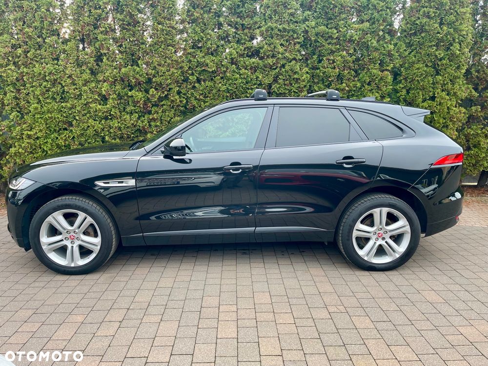 Jaguar F-Pace 25t AWD Portfolio - 7