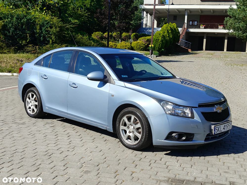 Chevrolet Cruze 2.0 LS - 12