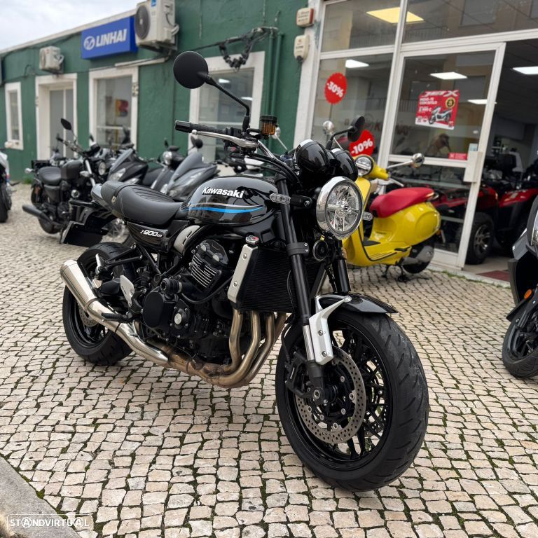 Kawasaki Z 900 RS - 6