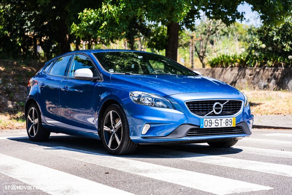 Volvo V40 2.0 D2 R-Design - 2